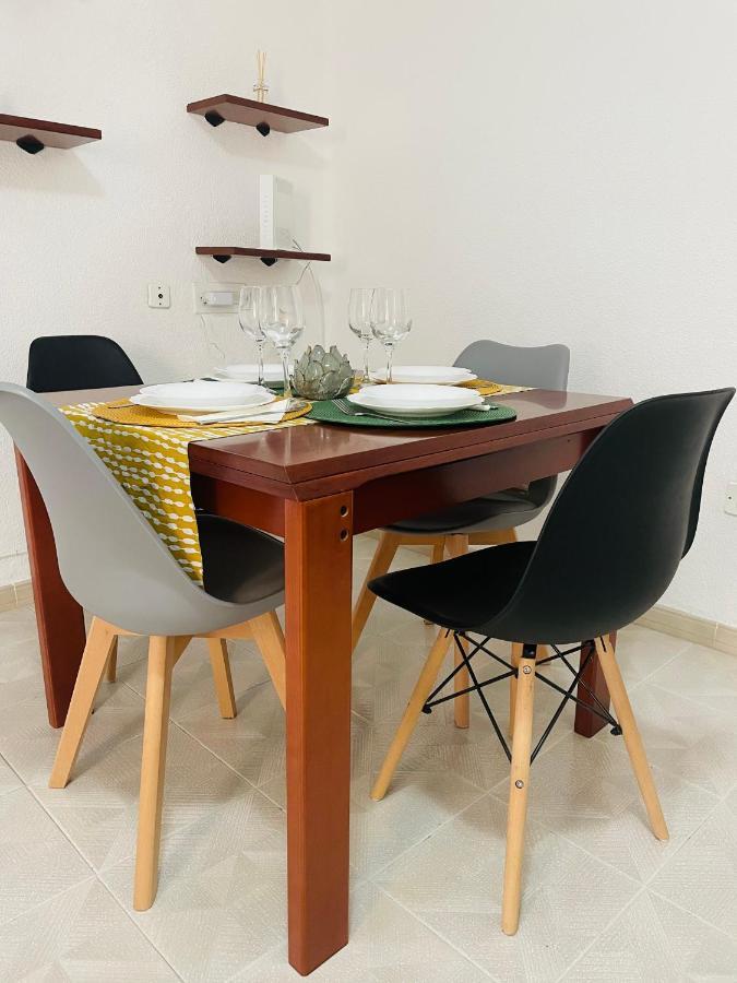 Cozy 2-Bedroom Serviced Apartment With Netflix Sagunto Exterior foto
